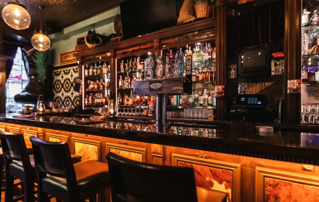 Buffalo Bar, Daisy Duke’s Honky Tonk photo #3