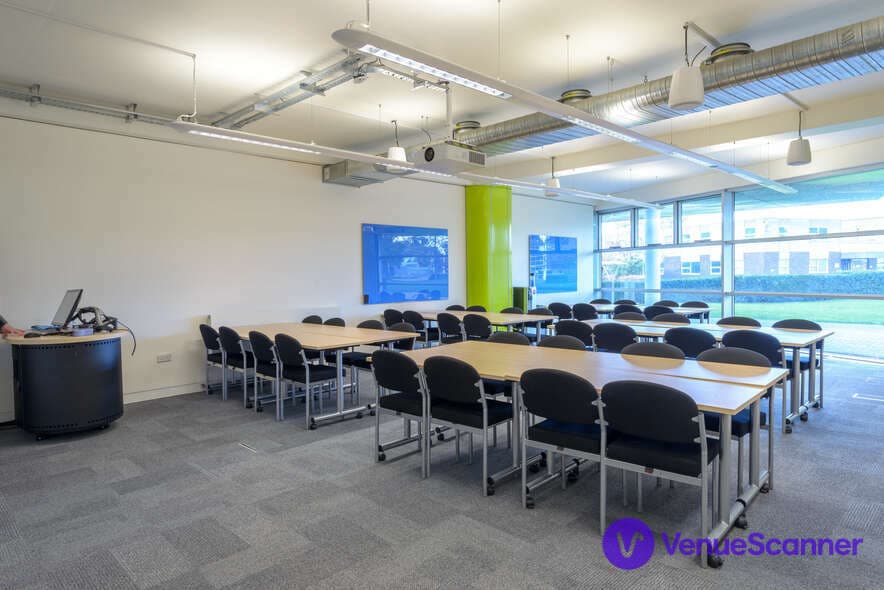 Venue Cranfield, Vincent Building Auditorium photo #3