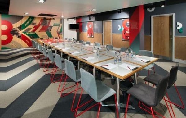 Sevens And Eights Lounges