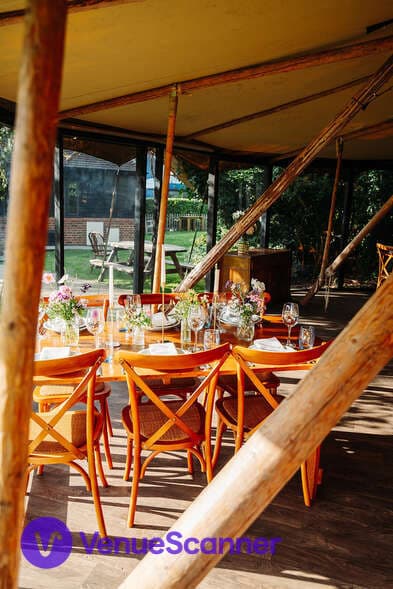 Bottle & Glass Inn, The Tipi photo #3