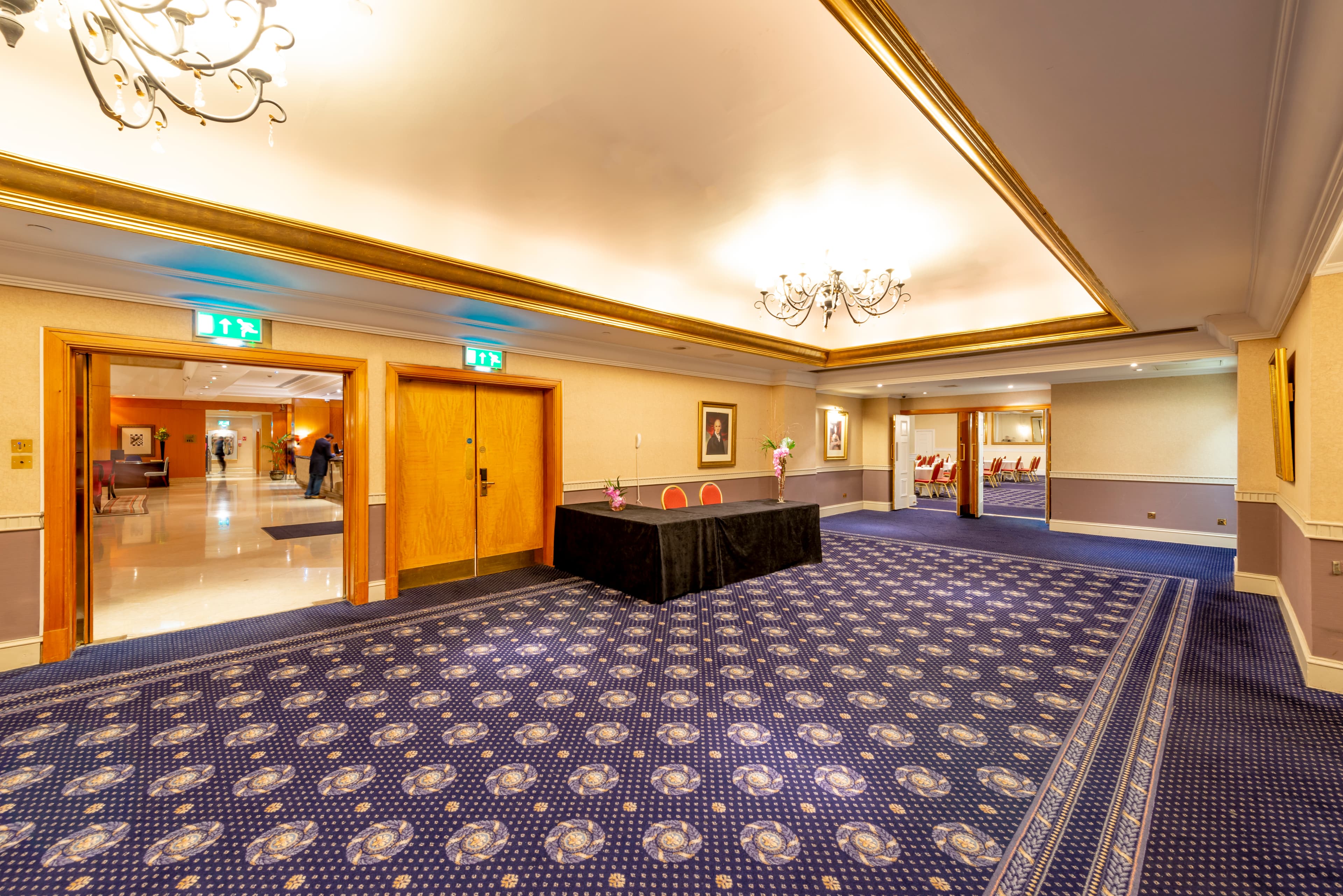 Cromwell Suite, Millennium Gloucester Hotel photo #3