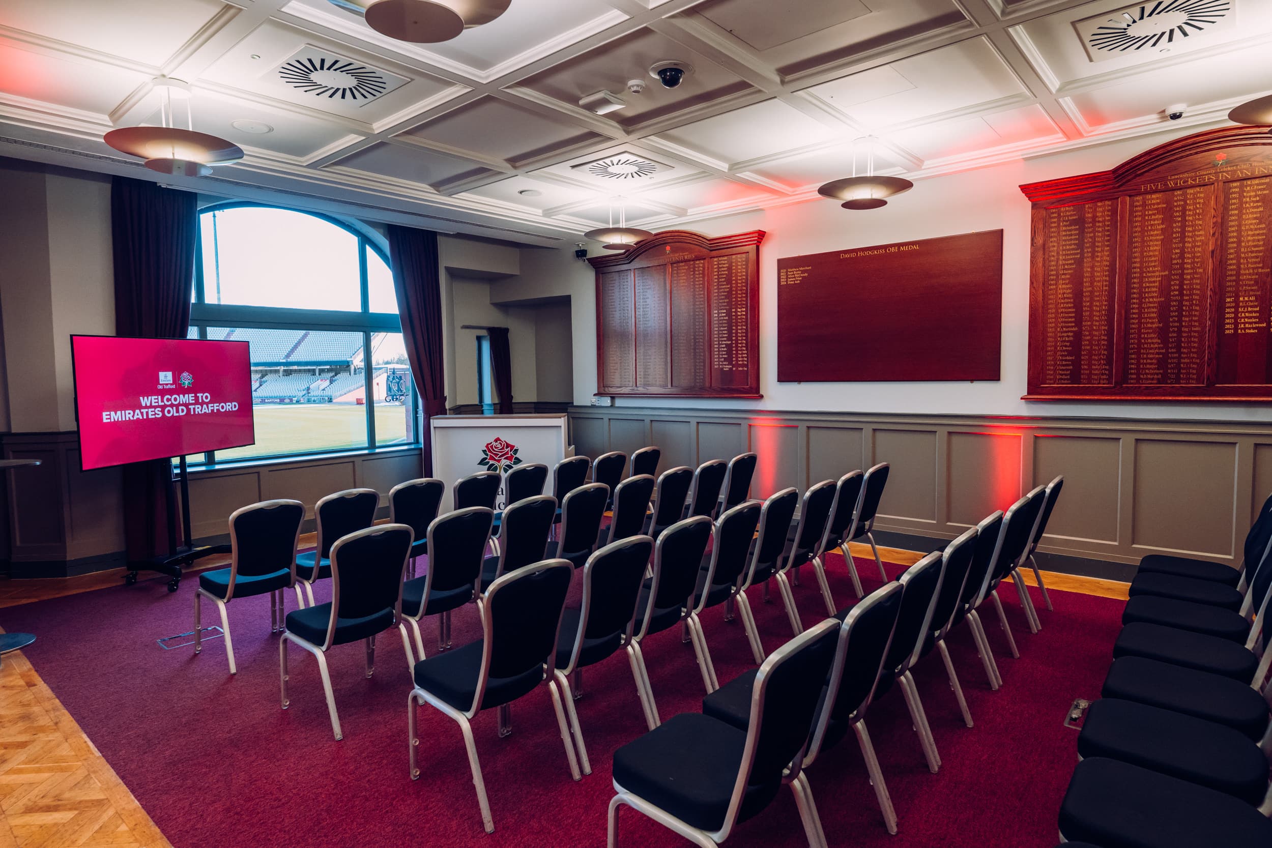 Members' Suite, Emirates Old Trafford Cricket Ground photo #5