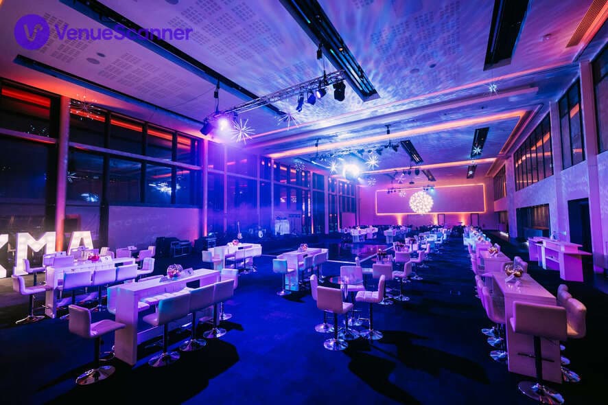 Emirates Old Trafford, The Point photo #3