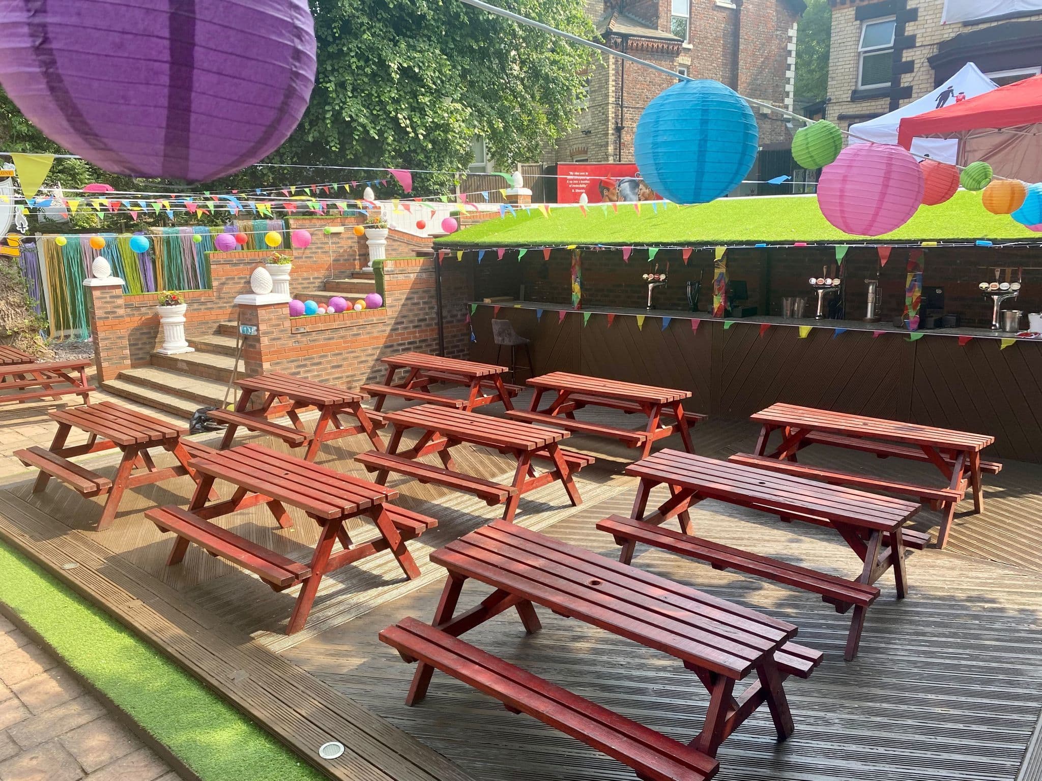 Tiki Bar, Hotel Anfield photo #2