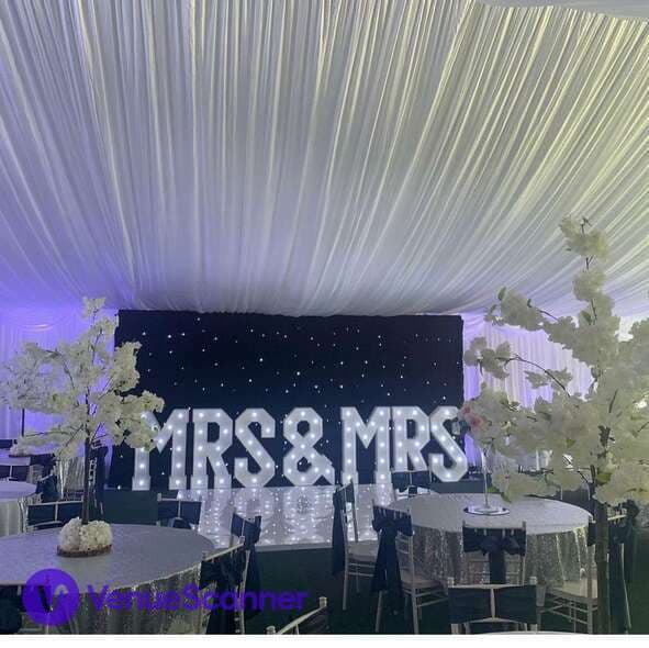 Hotel Anfield, Marquee photo #3