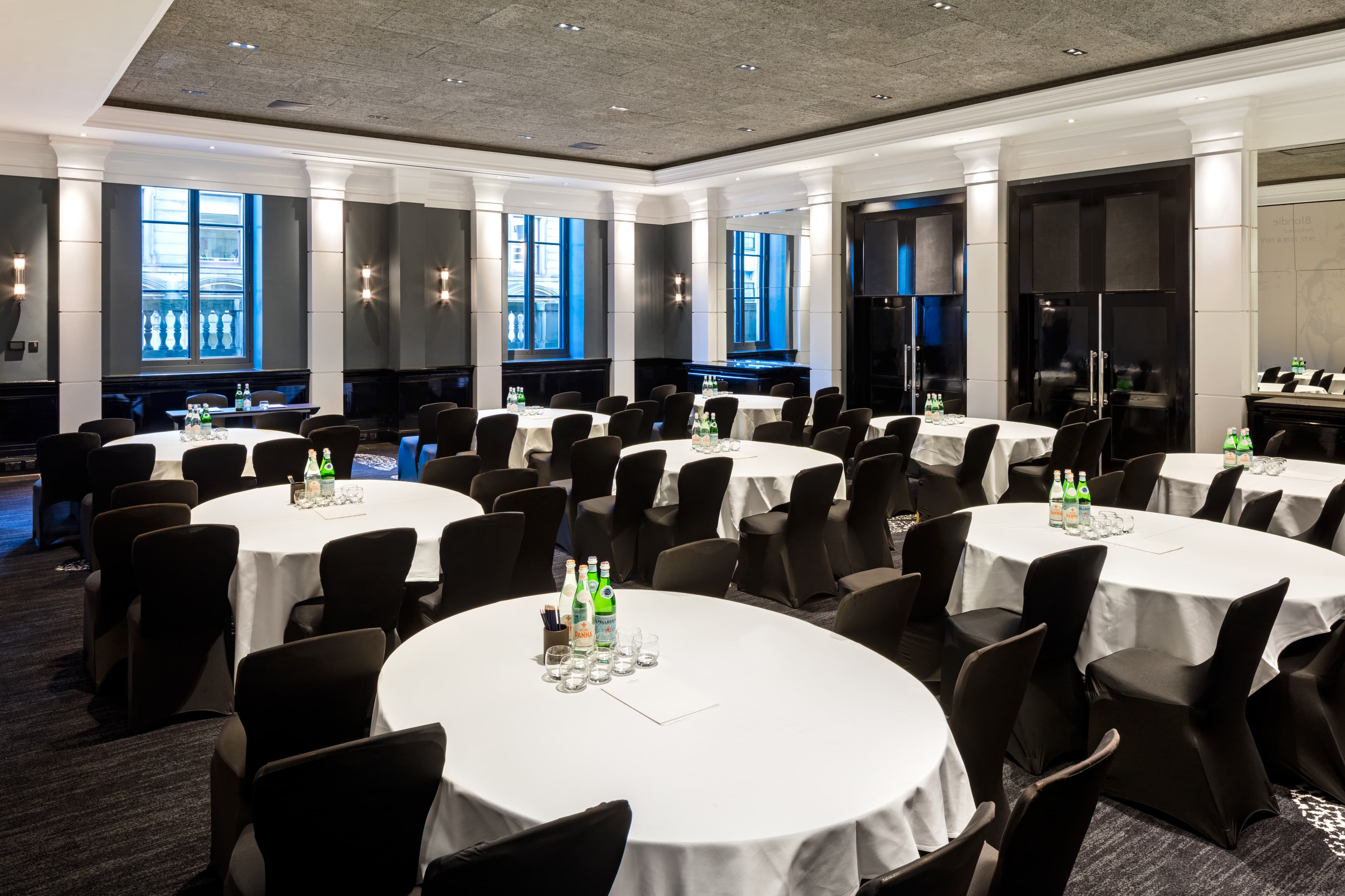 Private Room 8
