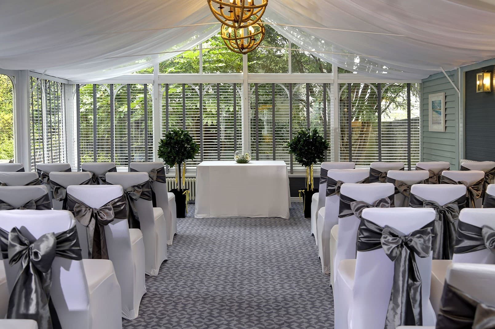 Cardoon Suite, Bruntsfield Hotel photo #12
