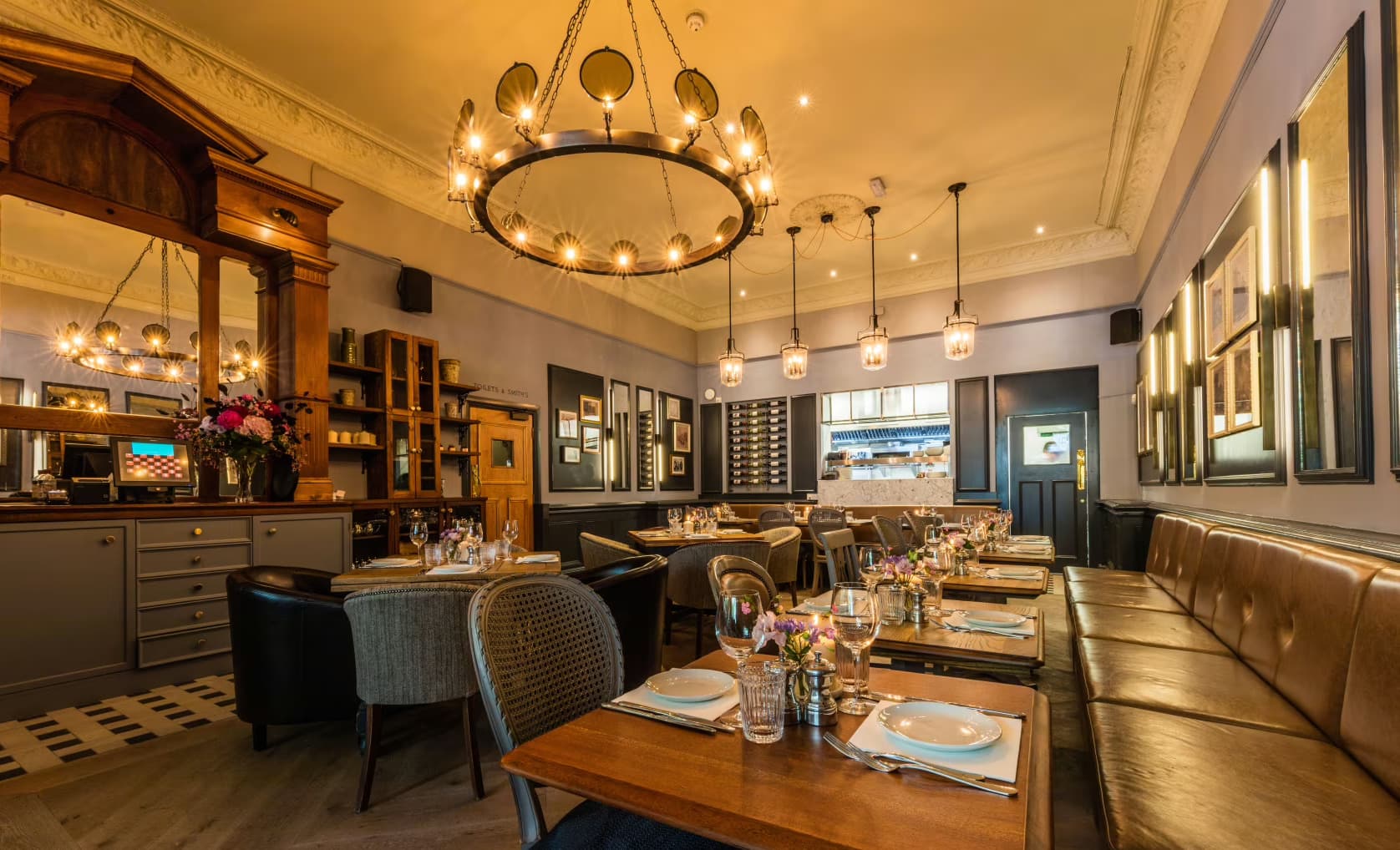 Restaurant, Smiths Cocktail Bar photo #1