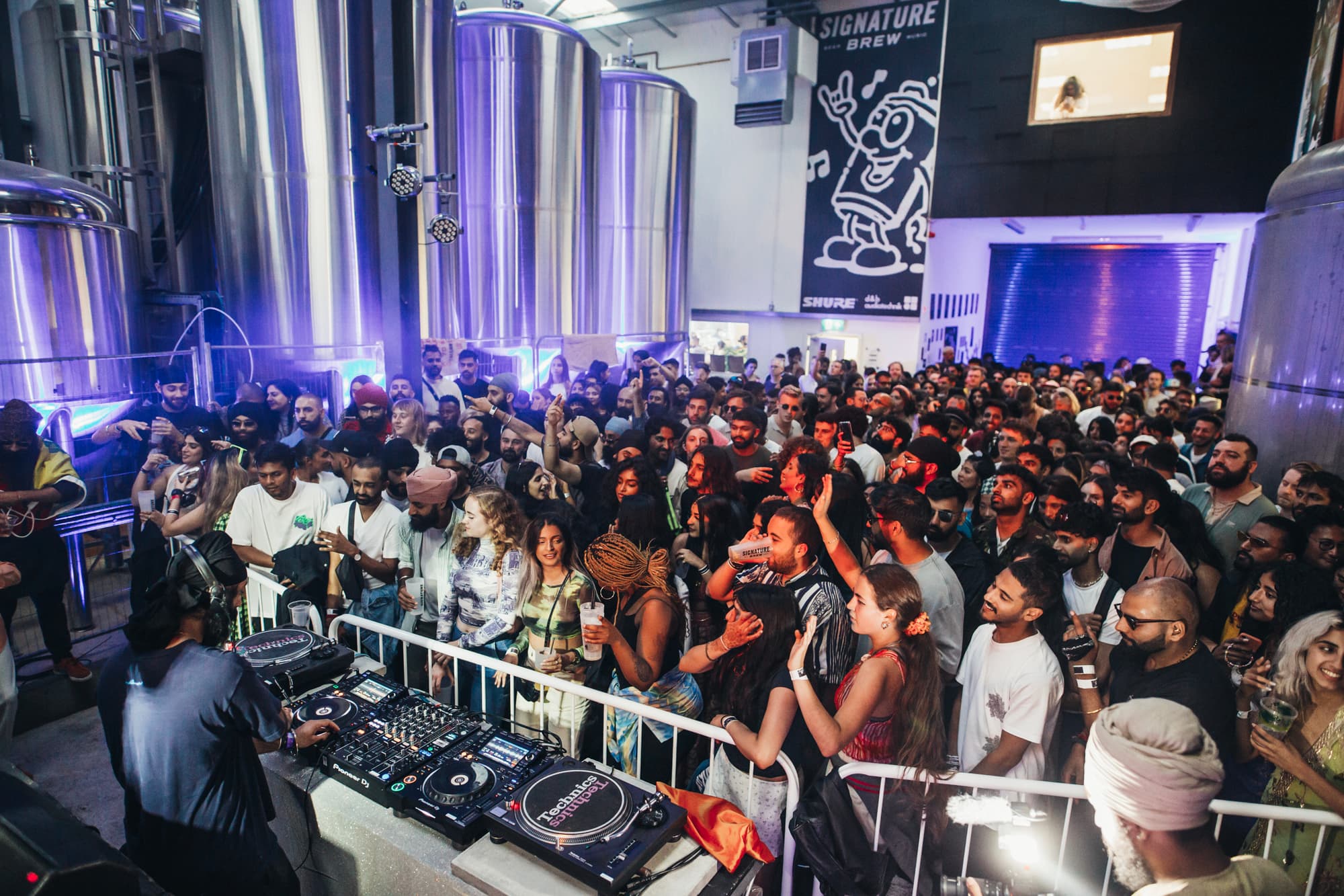 Brewers Bar, Signature Brew Blackhorse Road photo #10