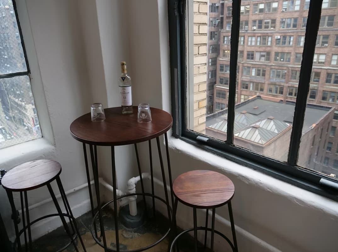 Throne Room Photo Studio, Lounge Studios photo #2