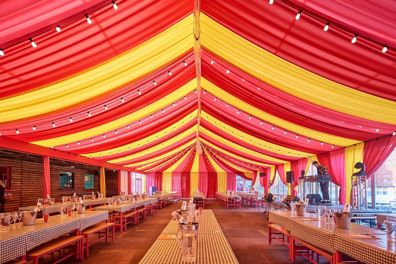 Exclusive Hire Of Luna Springs, Luna Springs photo #2