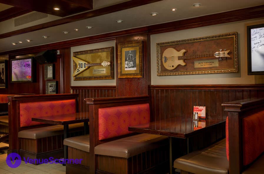 Hard Rock Cafe Edinburgh, Whole Venue photo #3