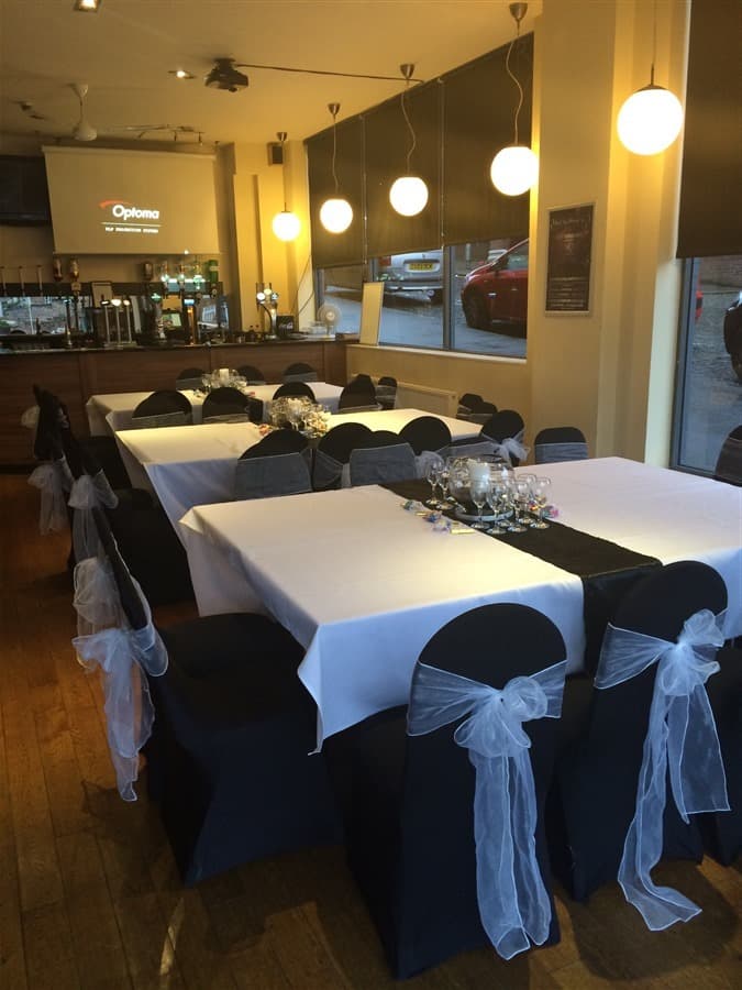 Sports Bar, Osqa photo #1