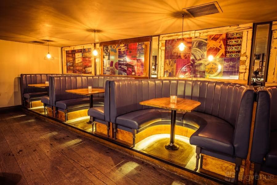 Cocktail Lounge, Forge photo #3