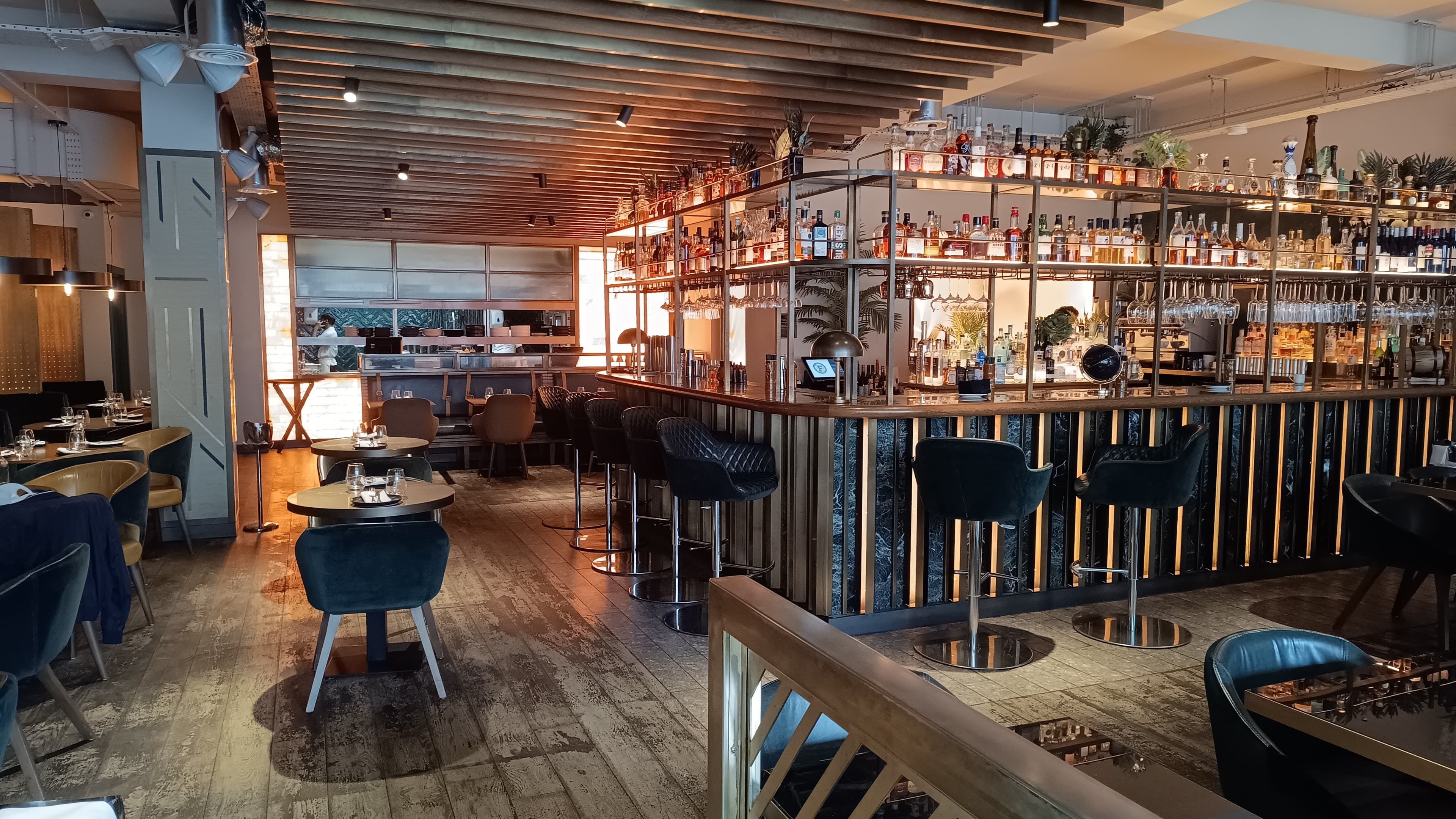 Bar Dining/Lounge, Farzi London photo #3