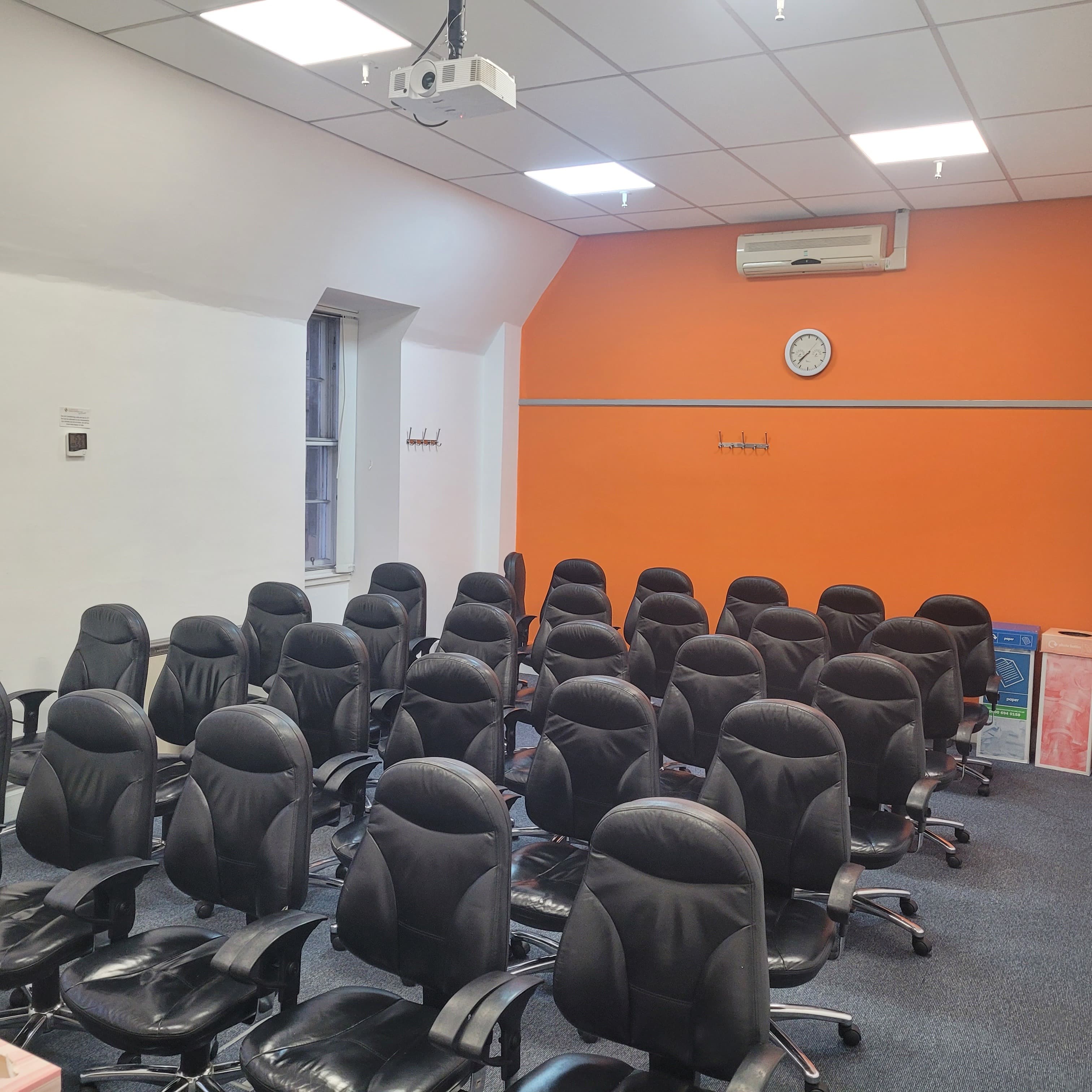 Room 3.1, Edinburgh Training And Conference Venue photo #4
