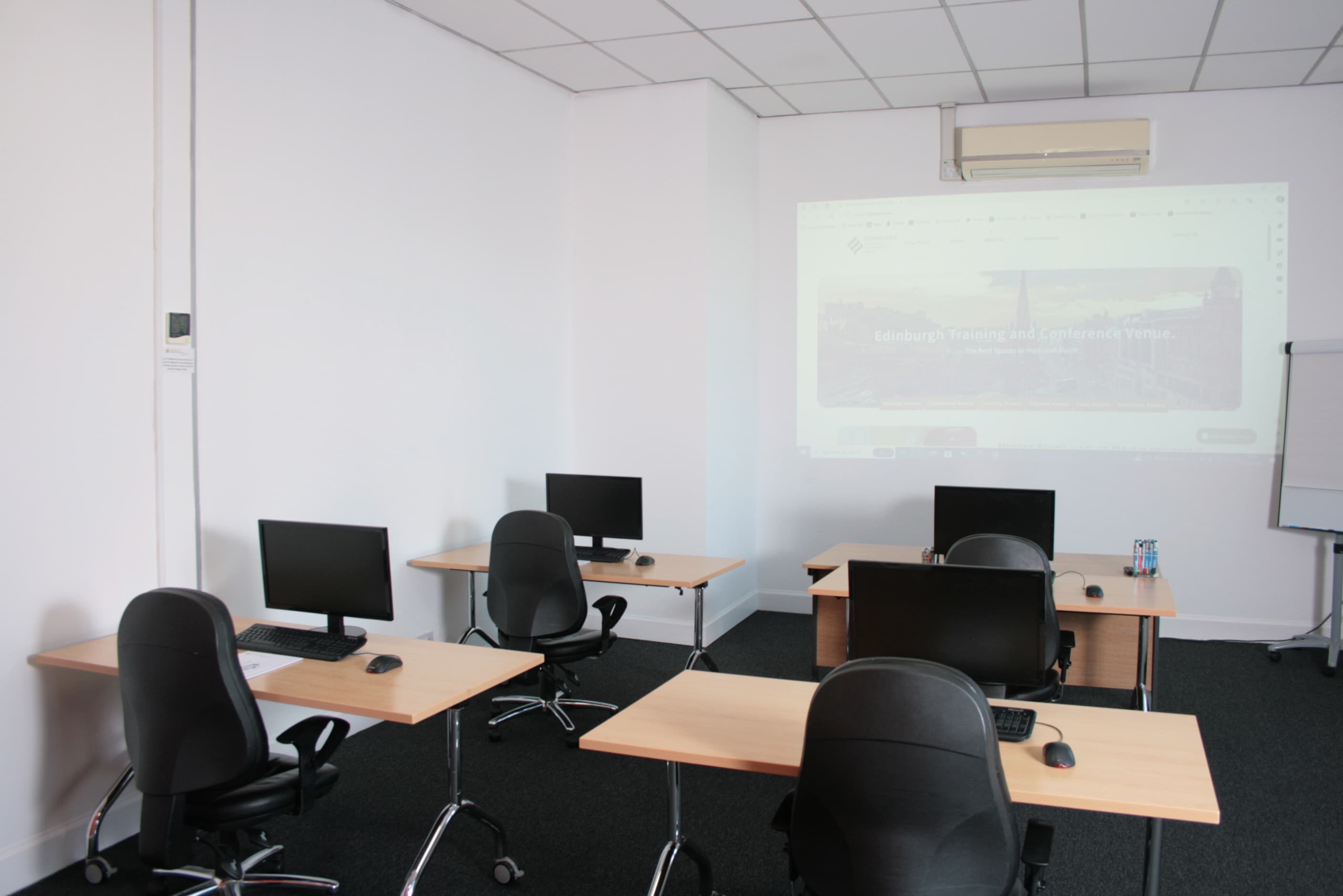 Room 3.2, Edinburgh Training And Conference Venue photo #5