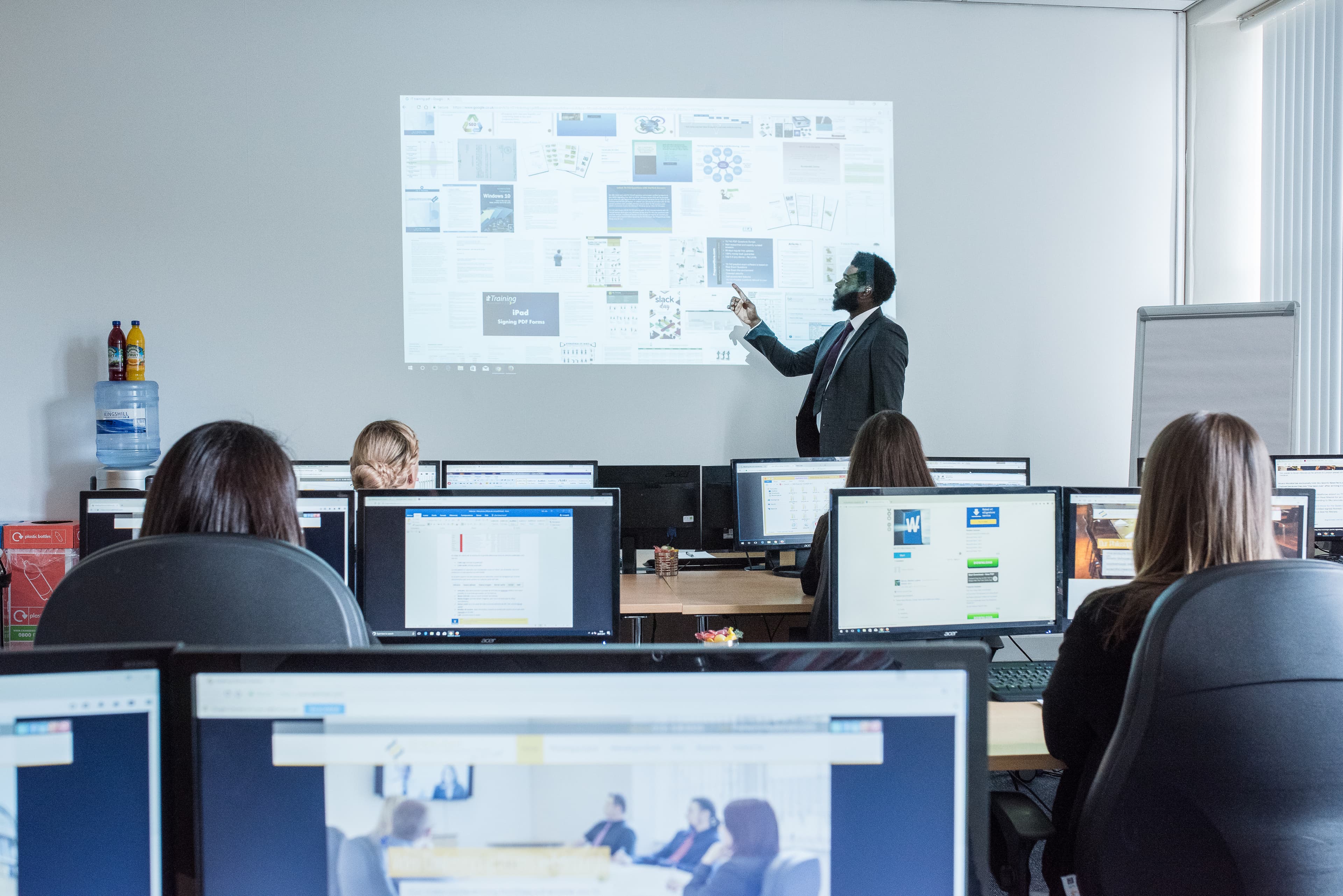 I.T. Training Facilities, Edinburgh Training And Conference Venue photo #4
