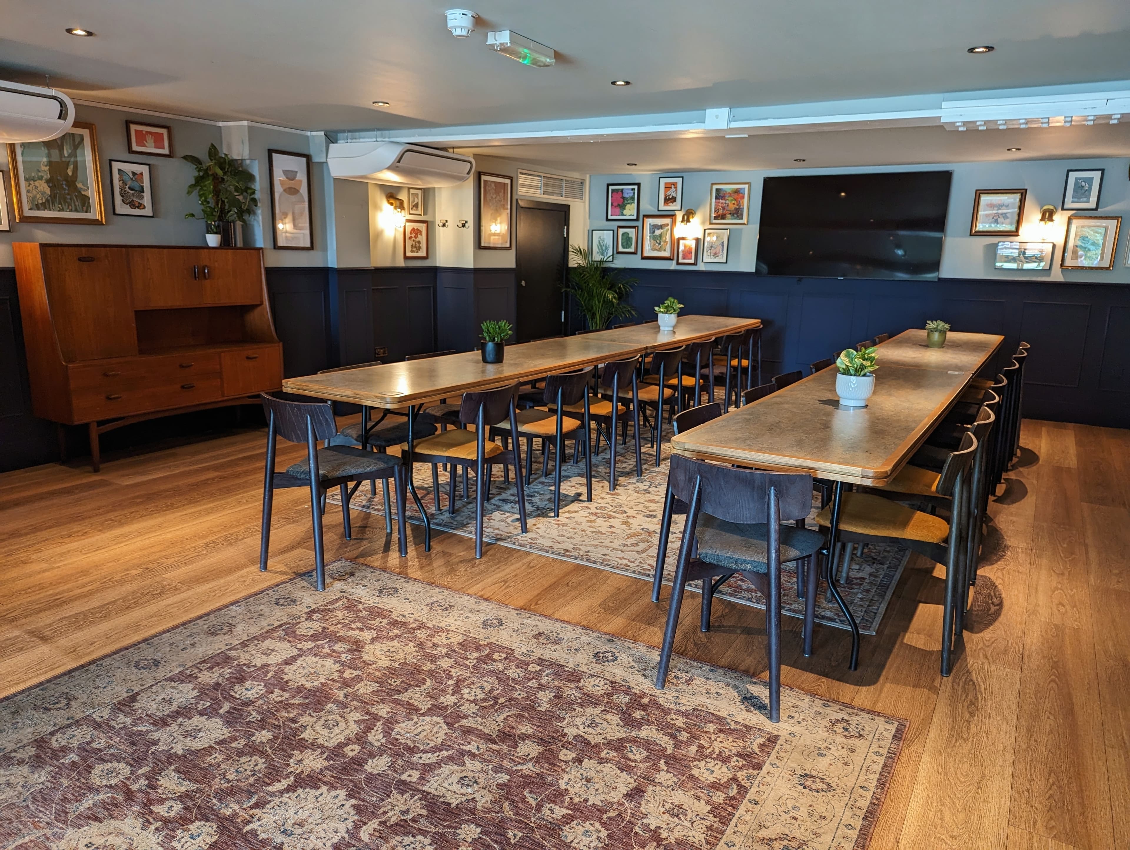 Rooftop Terrace & The Banyard Room (Whole Top Floor), The Tivoli, Cambridge photo #7