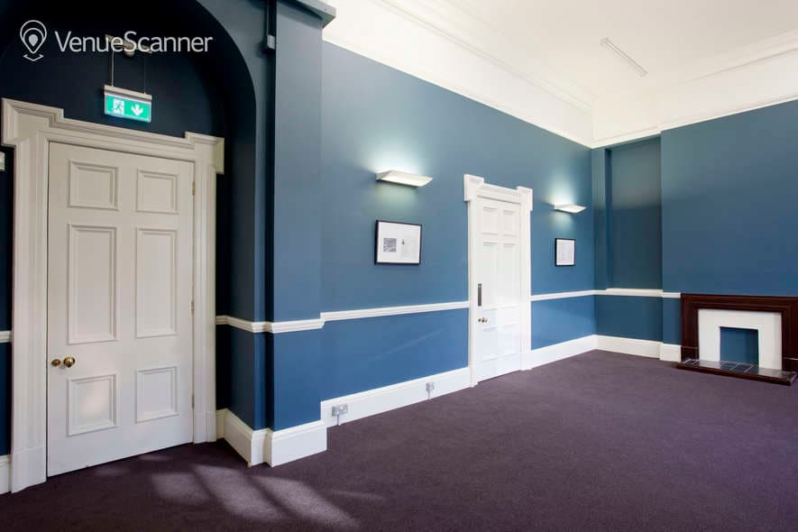 Shoreditch Town Hall, Medium Committee Room photo #3