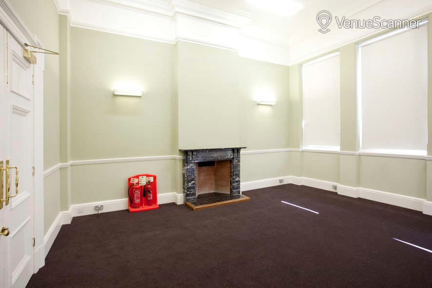 Shoreditch Town Hall, Small Committee Room photo #3