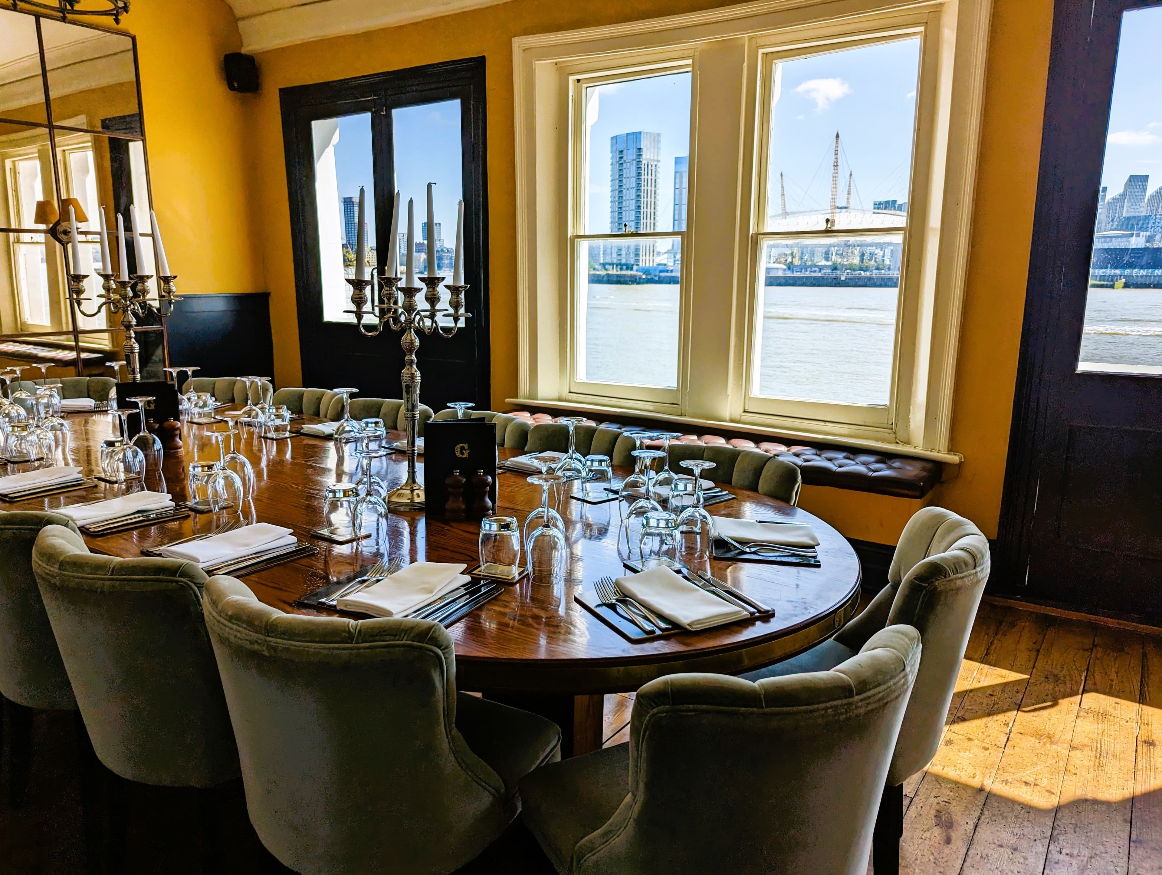The River Room, The Gun photo #3