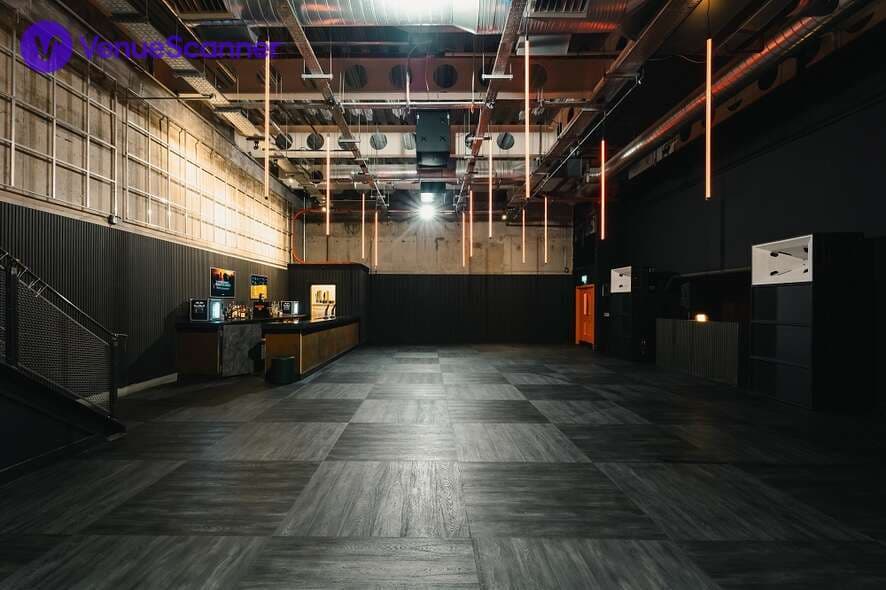 Amber's Club, Room 2 photo #3