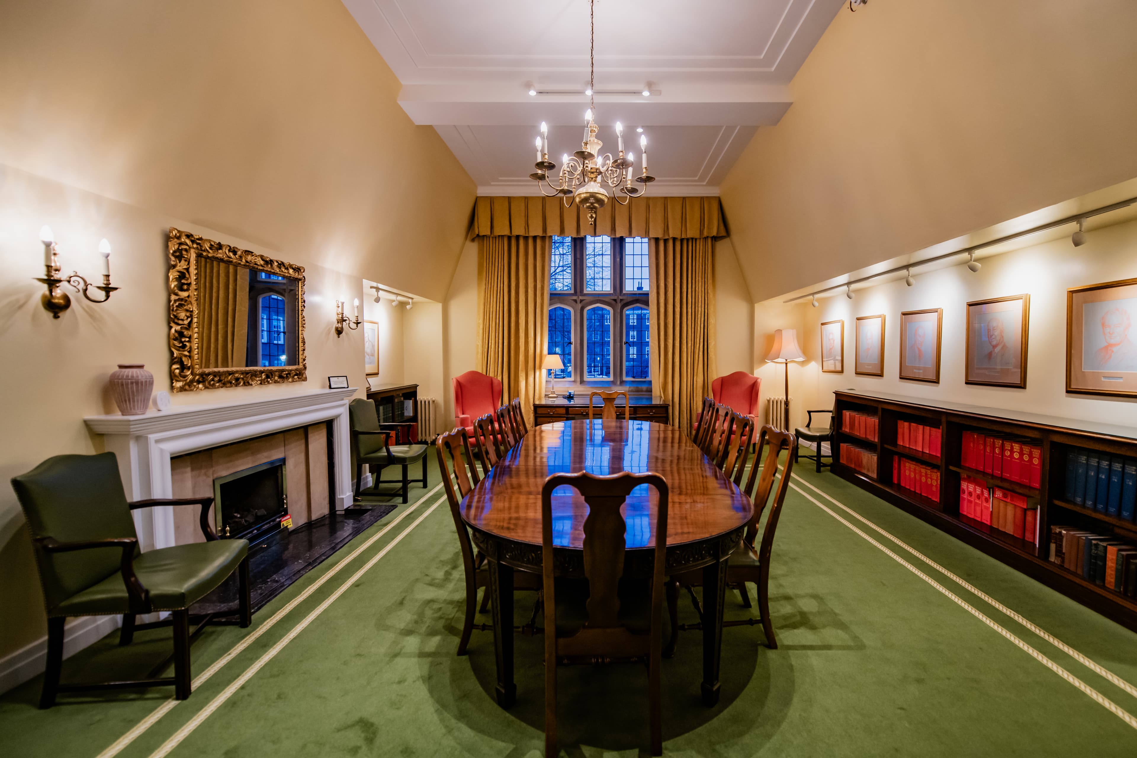 The Benchers' Library, The Honourable Society Of Grays Inn photo #1
