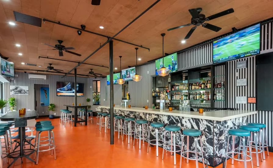 Photo of The Fox Harlen