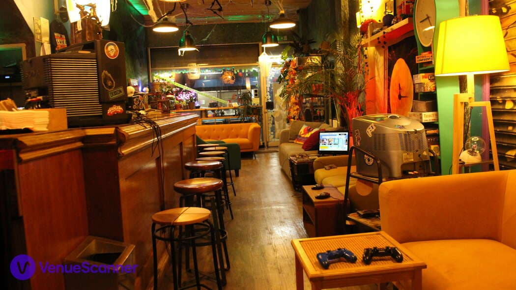 Zombie Games Cafe & Bar, Zombie Retro Bar photo #3