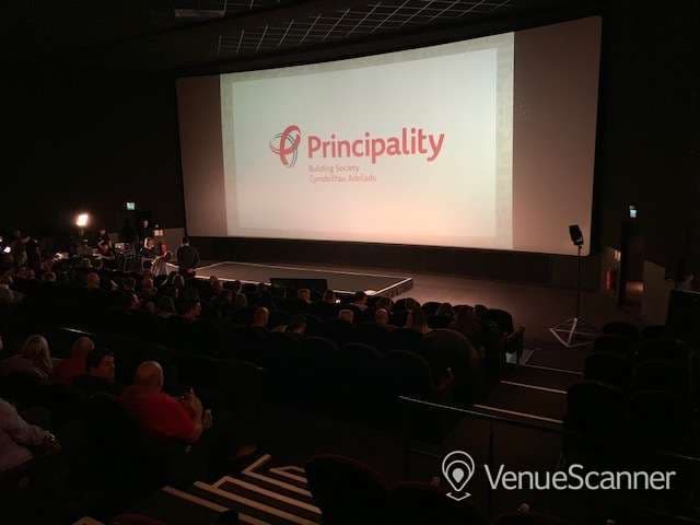 Cineworld Cardiff, Screen 8 - 371 Seats photo #3