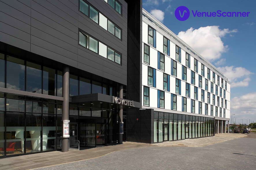 Novotel Edinburgh Park, Maybury photo #3