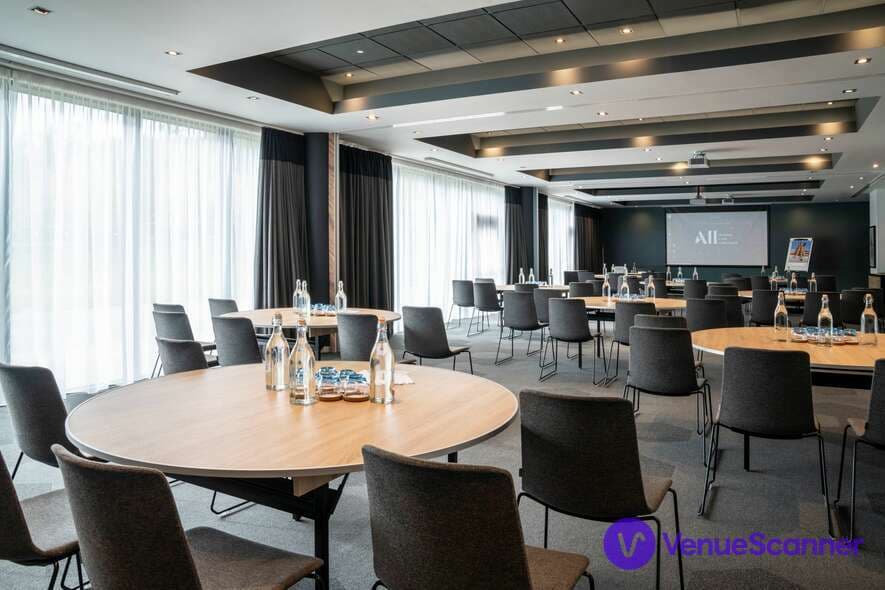 Novotel Edinburgh Park, Hermiston Suite photo #3