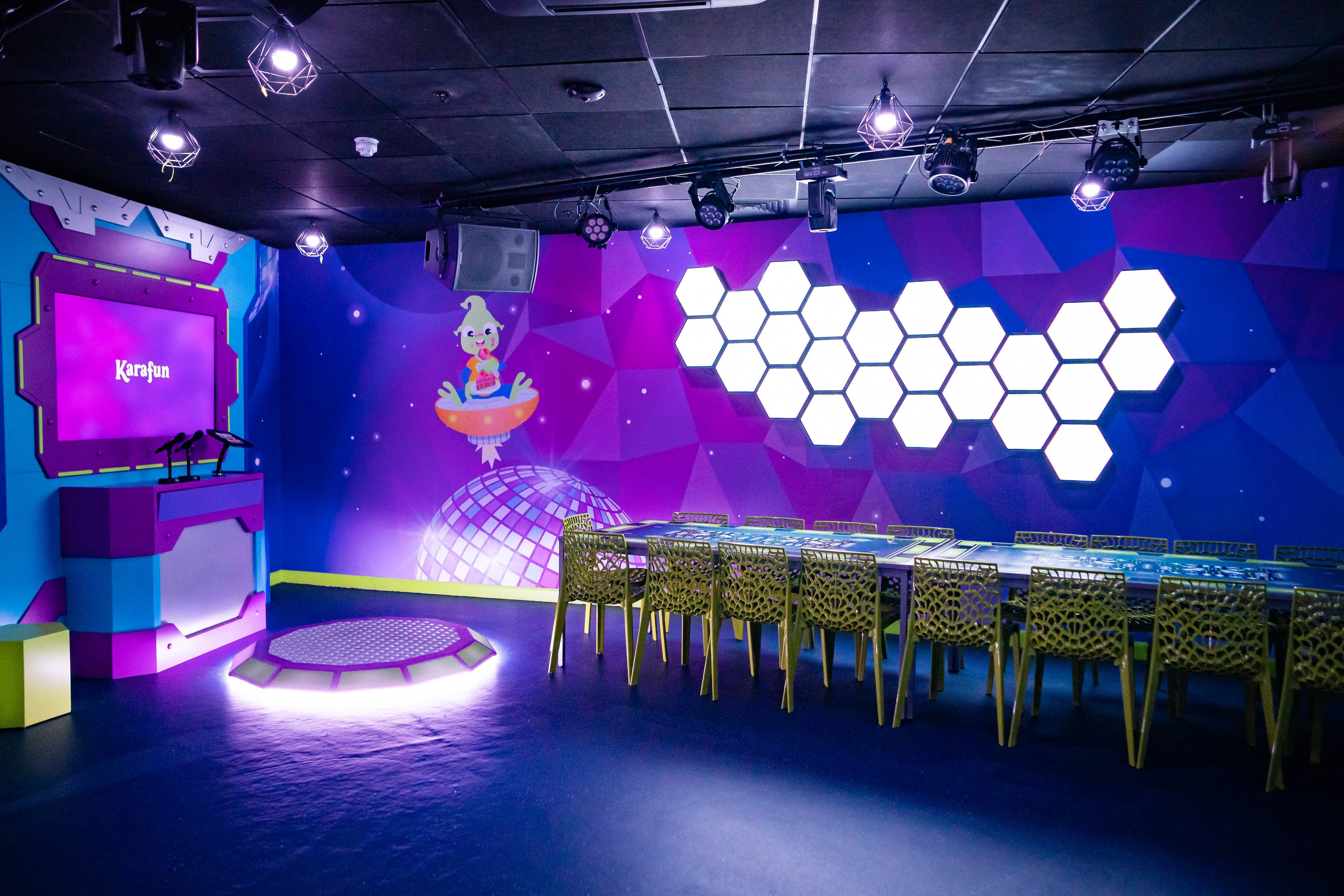 18+ Group Packages - 20% Off During May 2025, Babylon Park photo #3