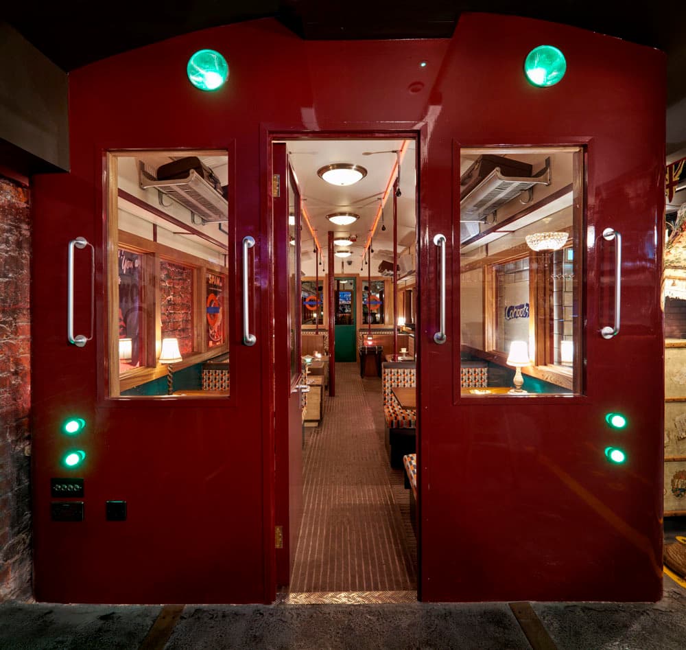 Cahoots Carriage, Cahoots photo #3