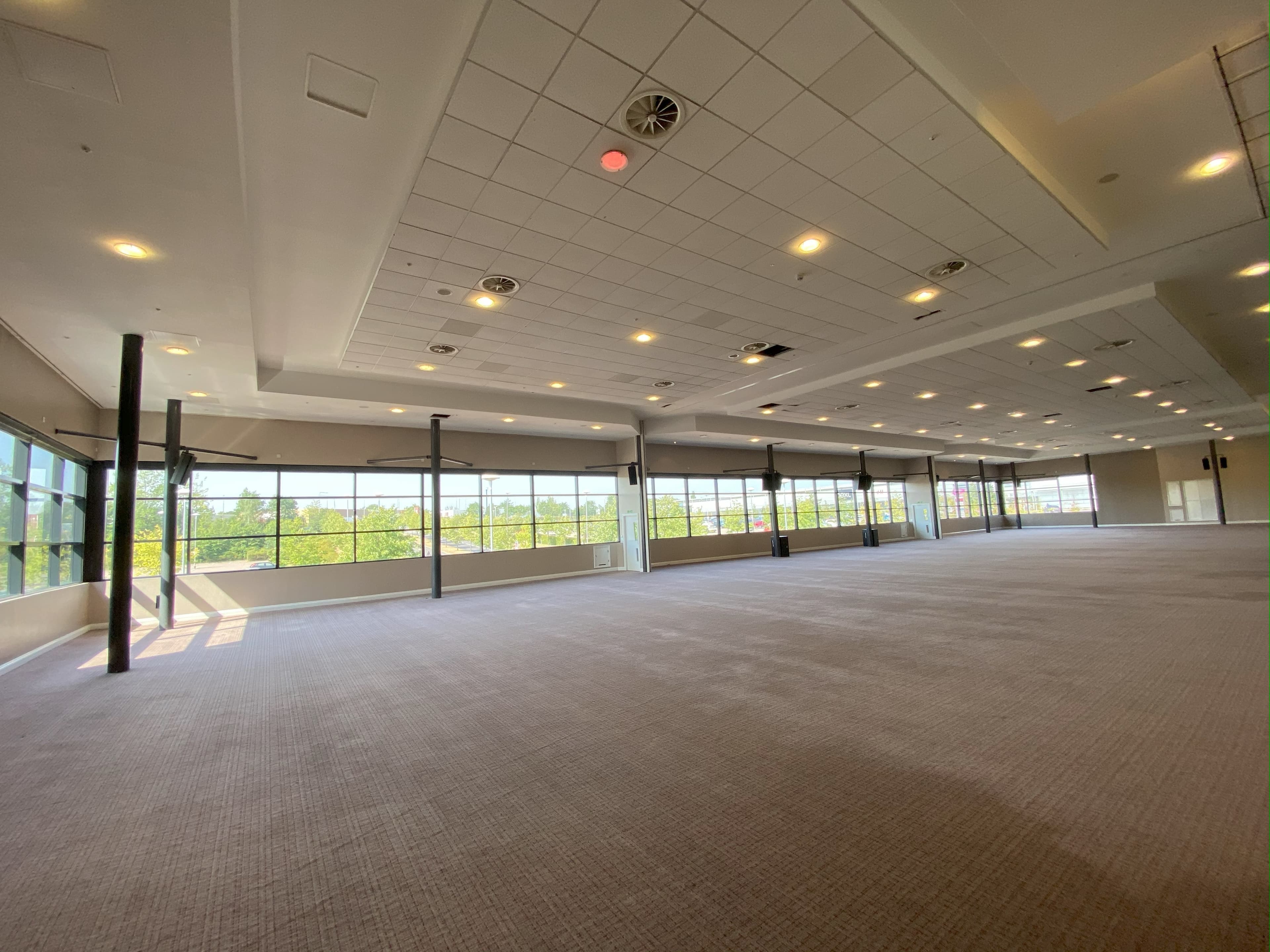 The Ballroom, Stadium Mk photo #2