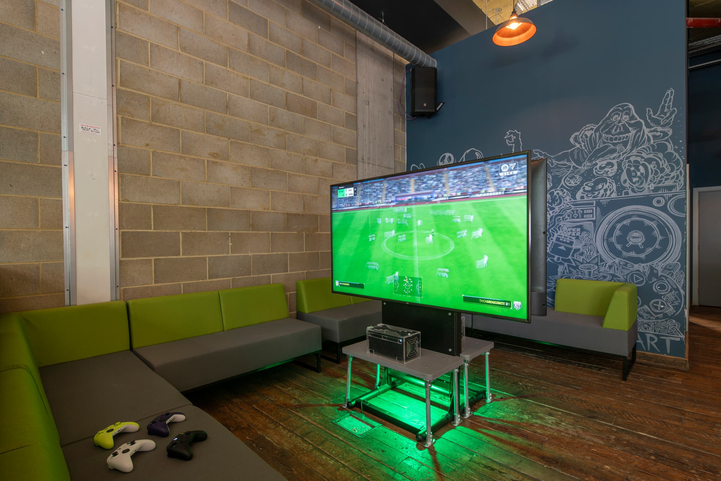 Whole Venue Hire, Four Quarters Elephant & Castle photo #3