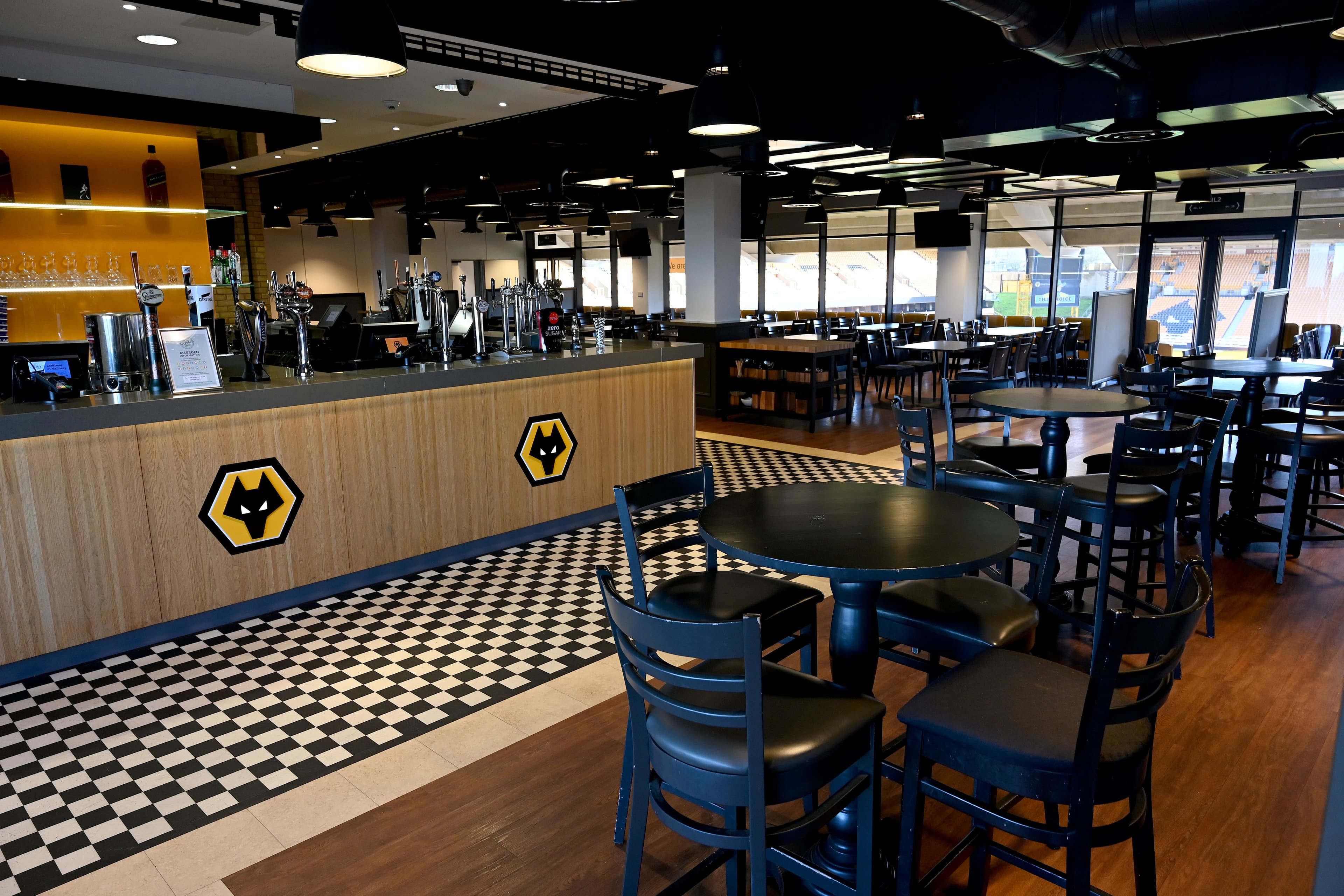 Wv1 Bar, Molineux Stadium photo #4