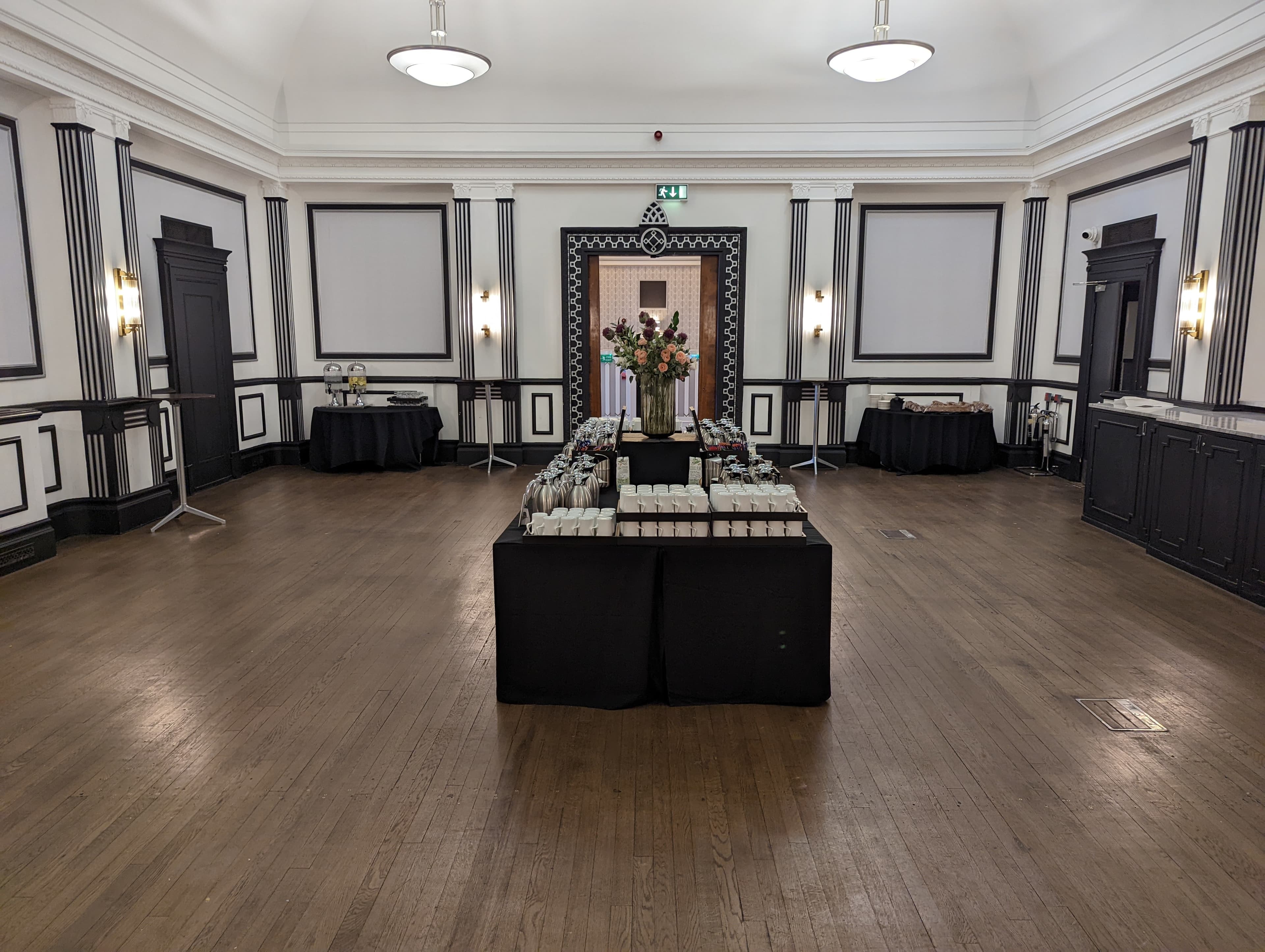 The Queens Ballroom, The Queens photo #12