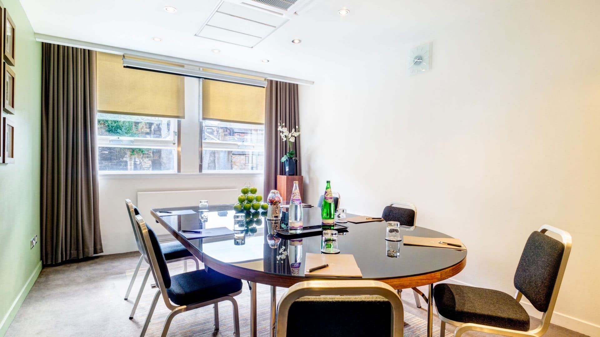 Photo of Apex Grassmarket Hotel, Rome