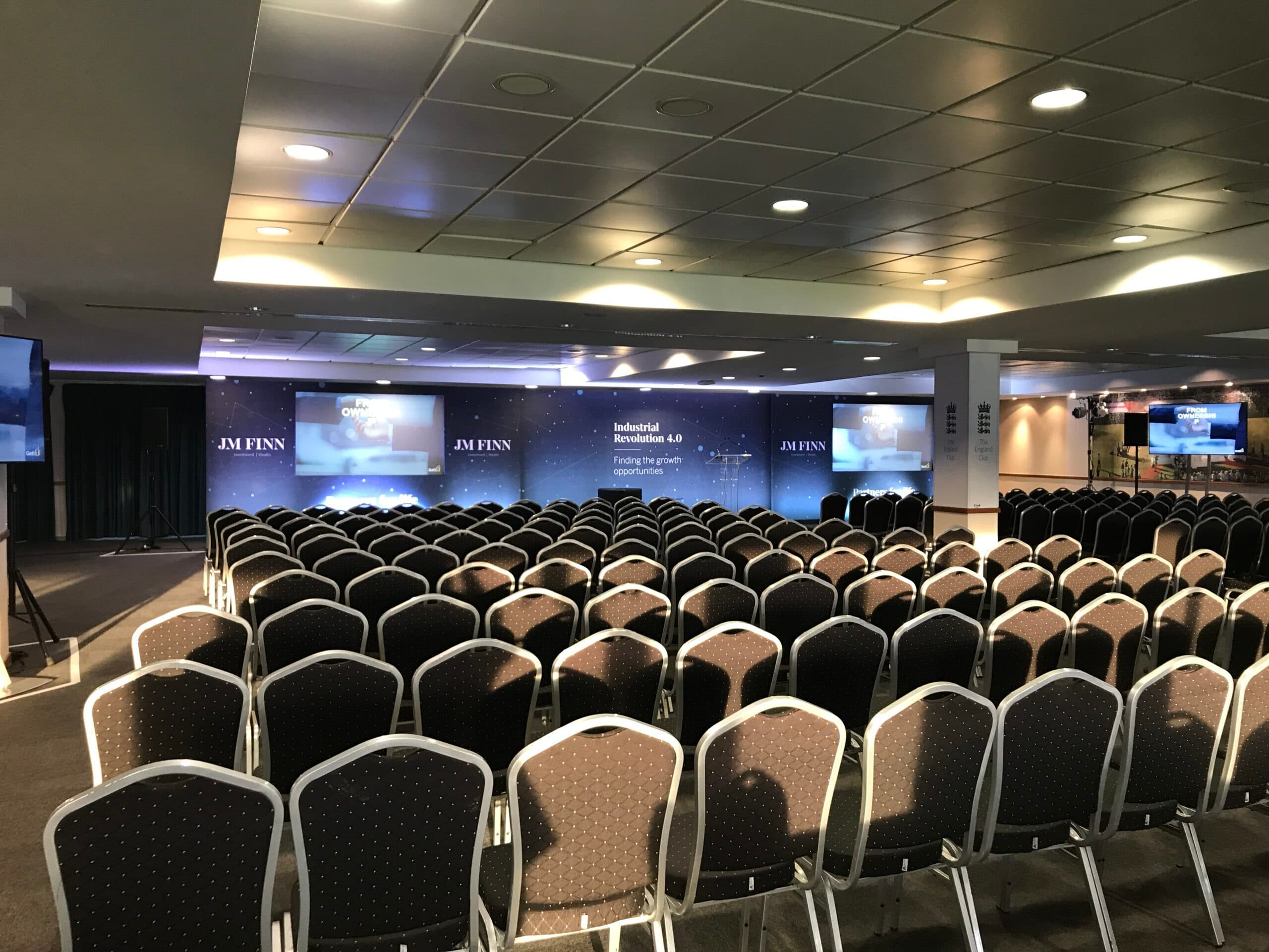 England Suite, The Kia Oval photo #3