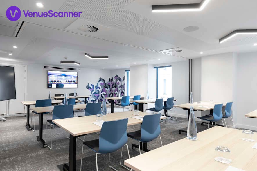 YOTEL Edinburgh, HUBS photo #3