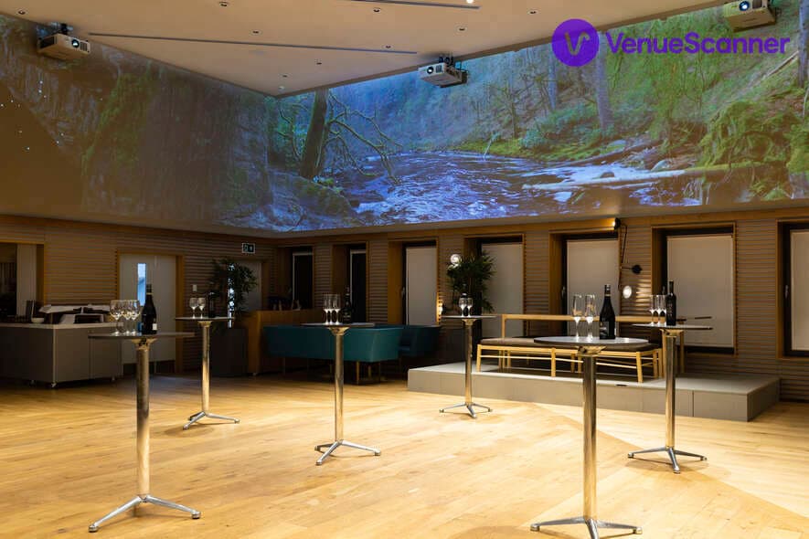 YOTEL Edinburgh, ImagineX photo #3