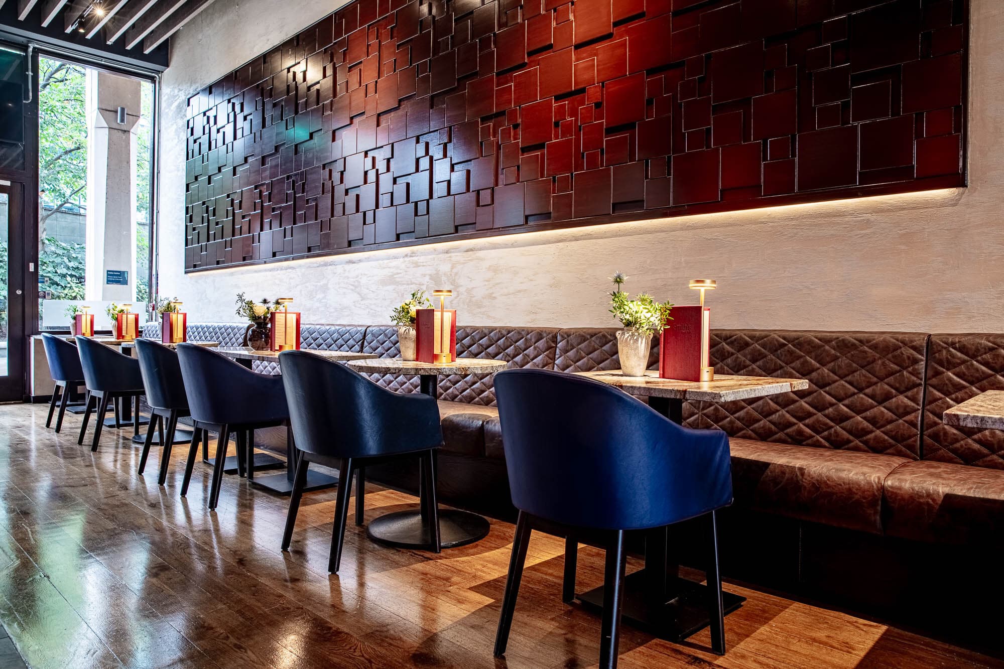 Regent Room, Smith's Bar & Grill photo #5