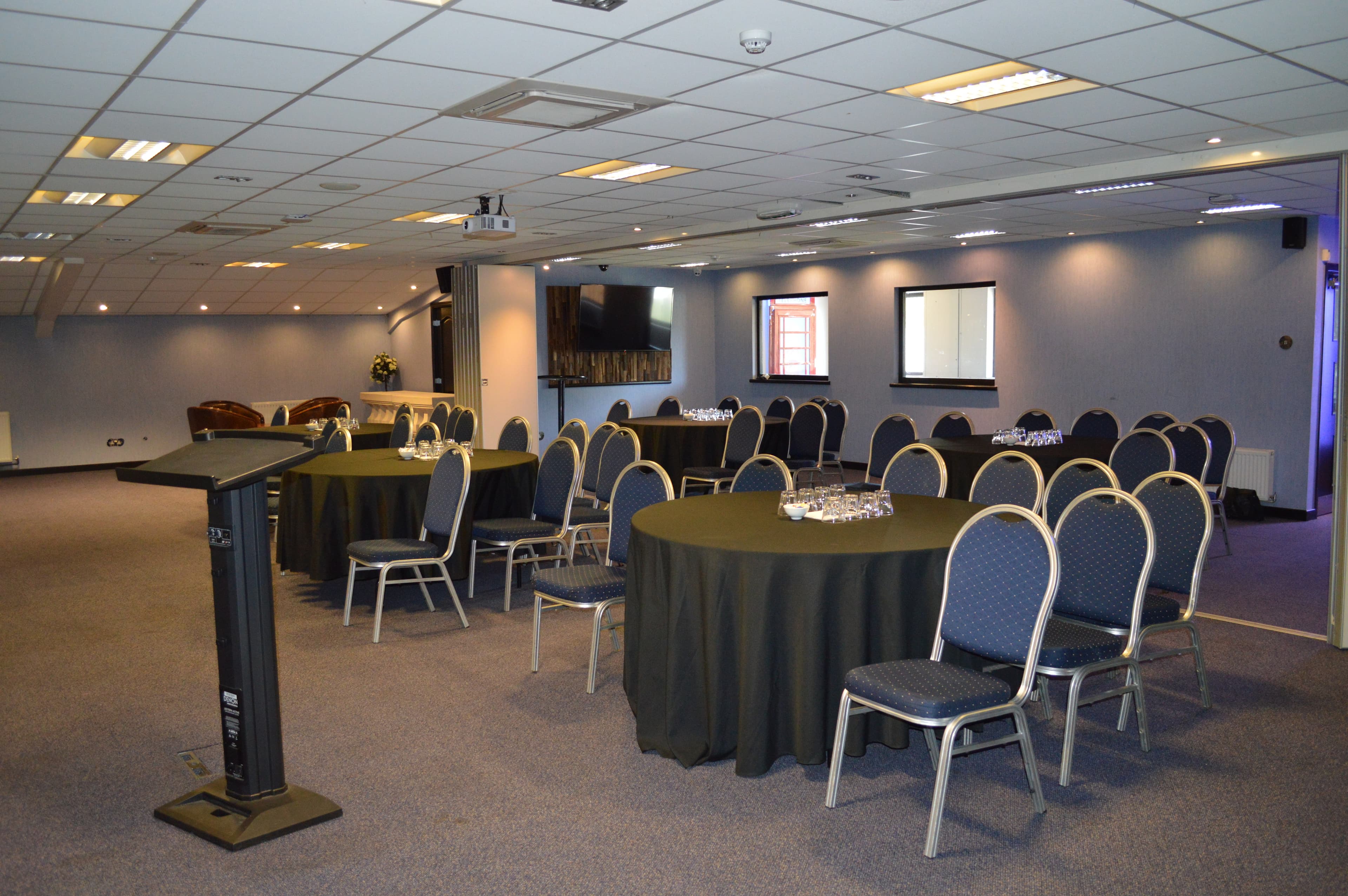 The Chestnut Suite, Heart Of England Conference And Events Centre photo #4
