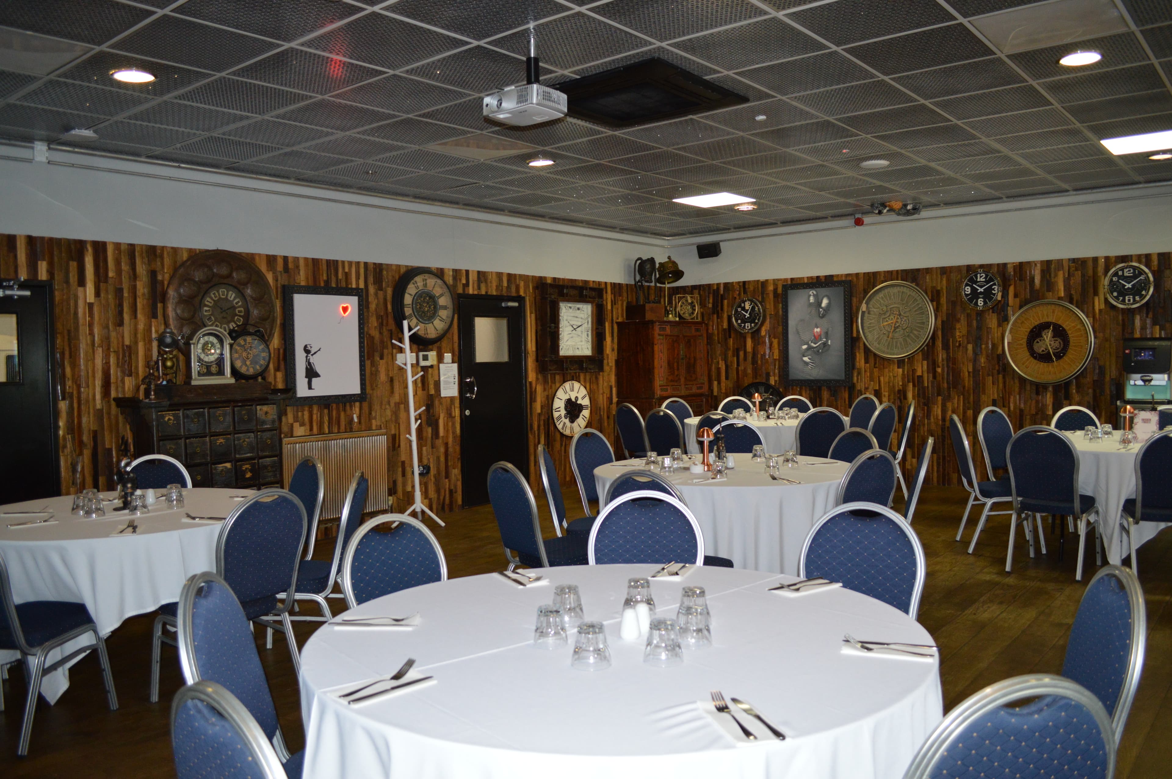The Pine Suite, Heart Of England Conference And Events Centre photo #2