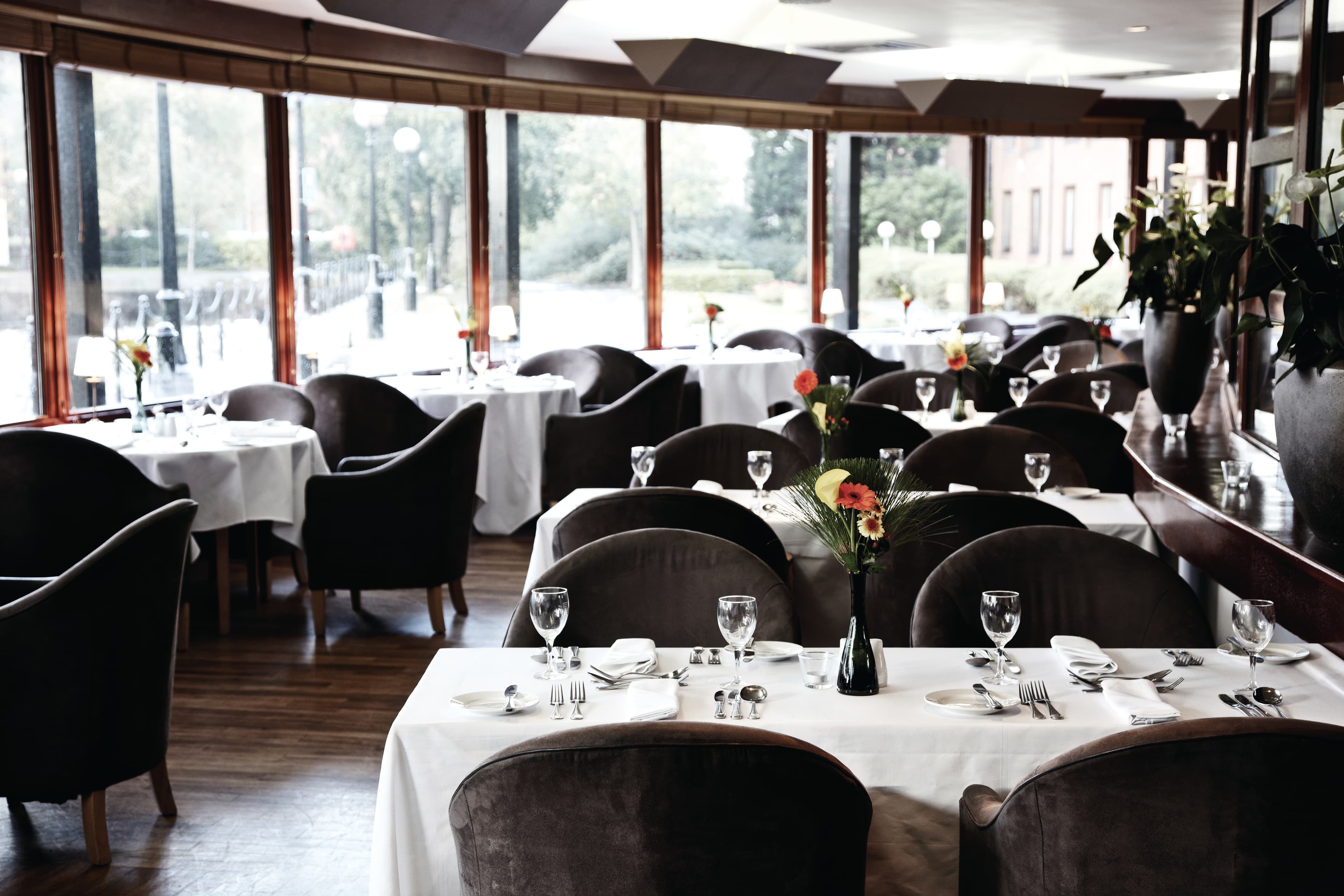 Lower Quays Restaurant & Bar, Copthorne Hotel Manchester photo #2