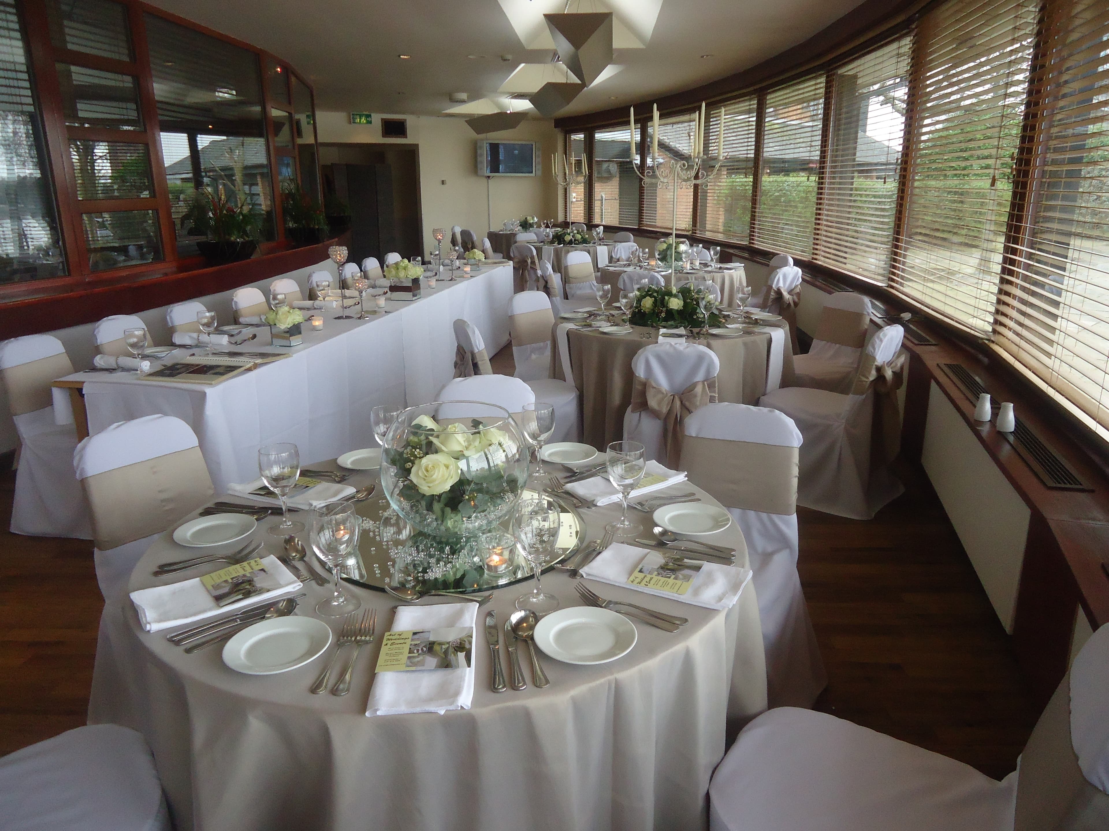 Lower Quays Restaurant & Bar, Copthorne Hotel Manchester photo #3