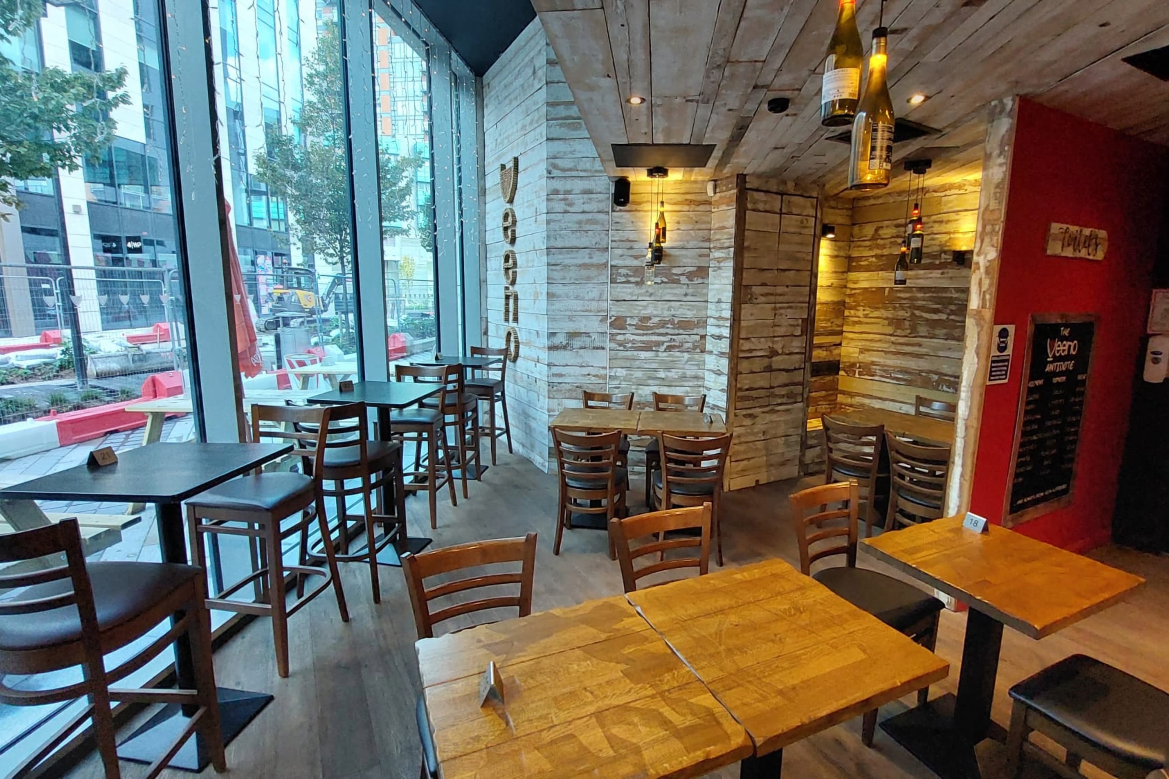 The Side Nook, Veeno Leeds, Wellington Place photo #2