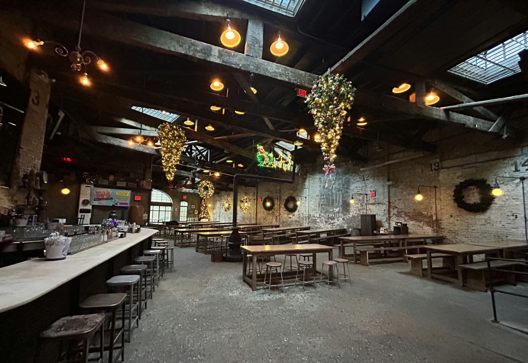 Entire Hall, Houston Hall photo #1